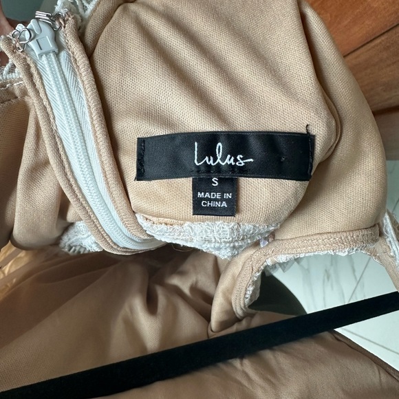 Lulus Garden Soirée White Lace Sleeveless Tiered Midi Dress - Worn Once! - Picture 4 of 5